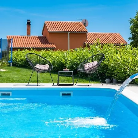 Bella Villa