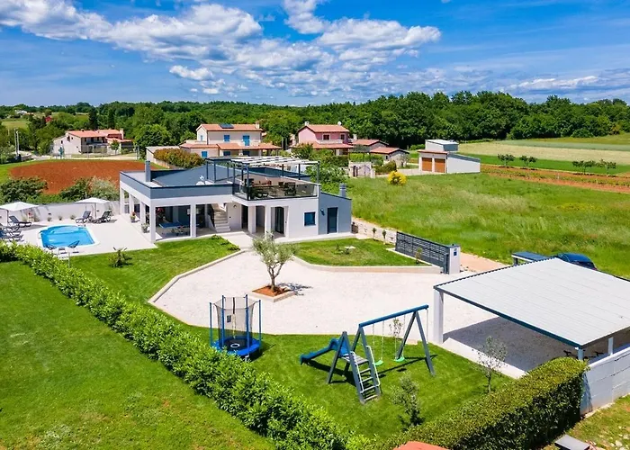 Bella Villa